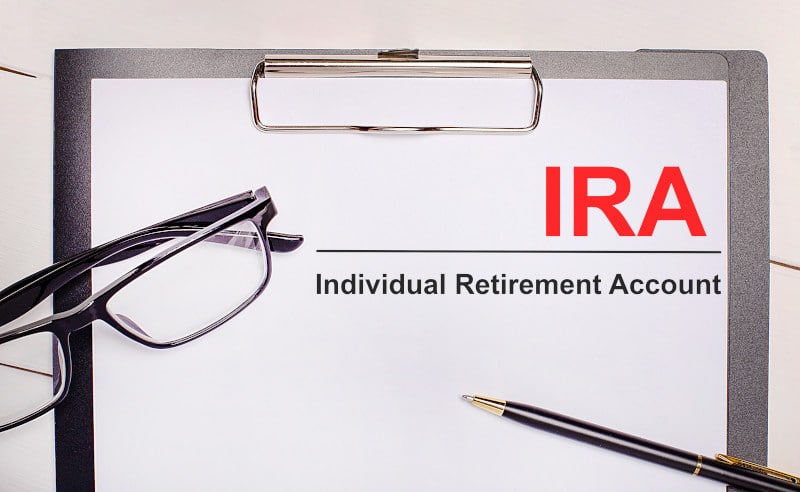 what is an IRA?